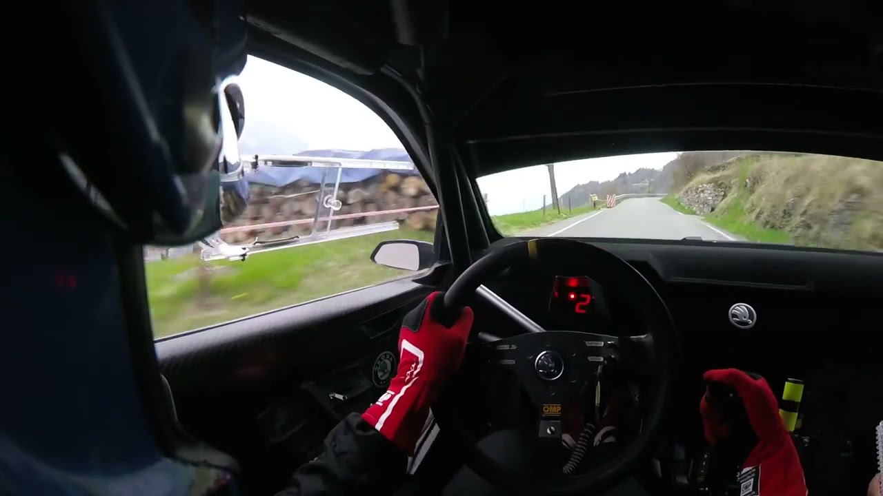 Skoda Fabia R5 helmet cam on board