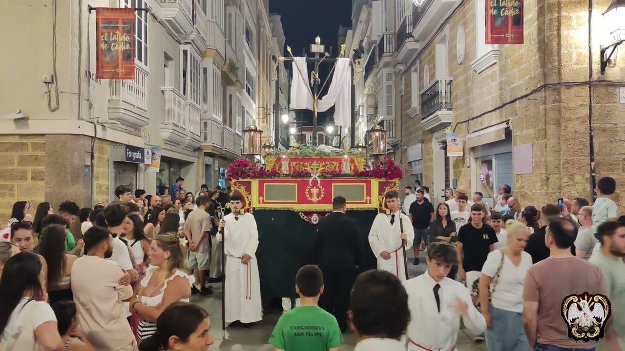 Cruz de Mayo Juvenil San Felipe, c/ Ancha, Cádiz mayo 2025