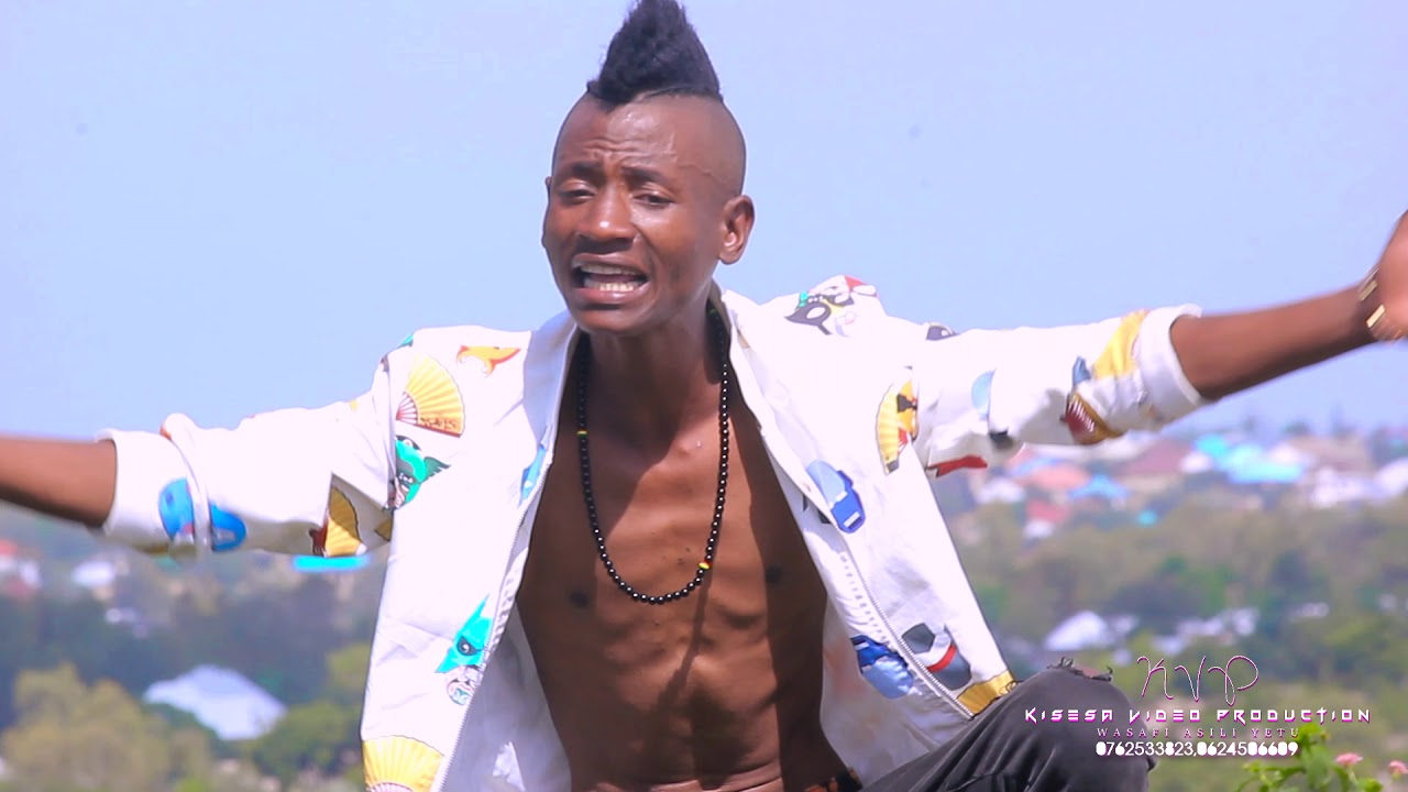 Mjukuu wa Mwanamalundi,,Bagikulo na Banamhala Official Video HD(Director D-Frank)