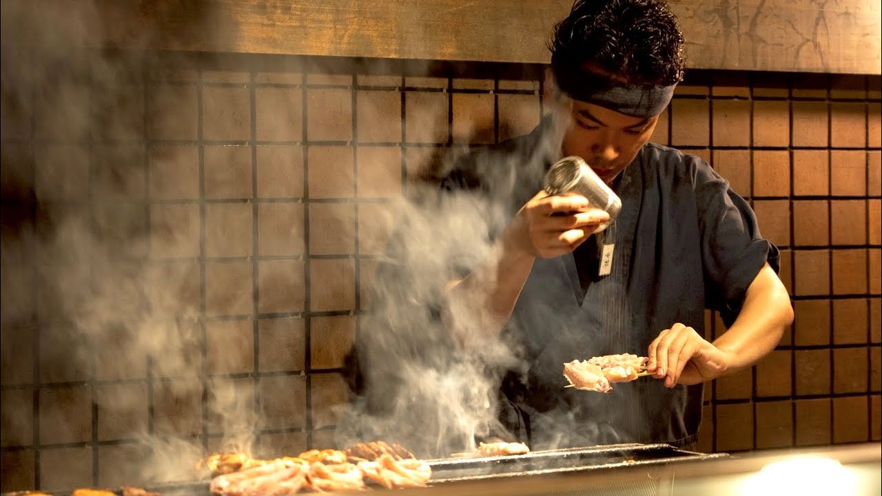 【1日400本即完売！】札幌〜東京転勤の週4通う常連『こんな焼き鳥屋は他にはない』串を捌く職人の漢に密着！
