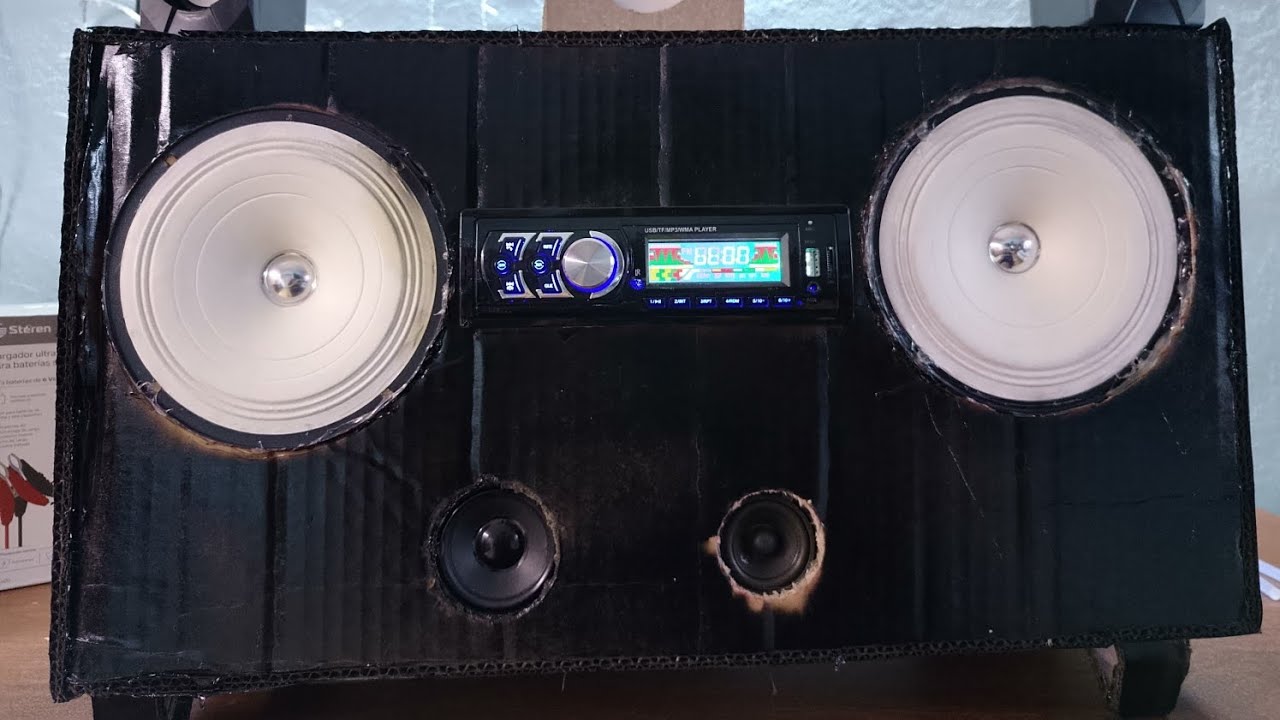 Cómo hacer una bocina con el estereo de un carro 