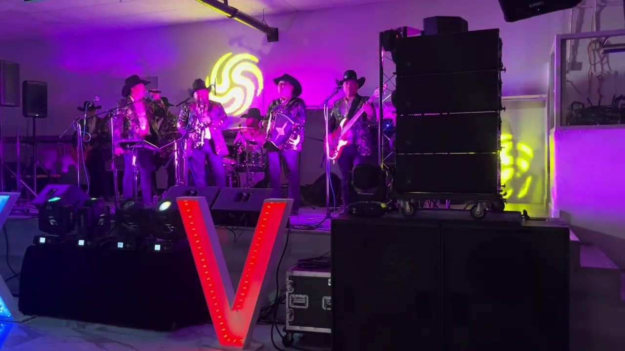 Corrido de Los Perez - Direxion Nortena 