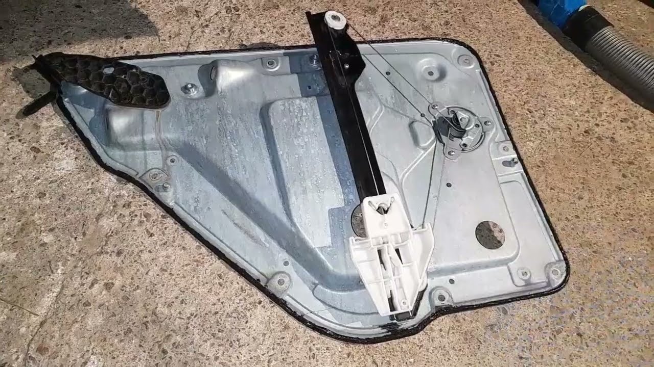 Skoda Fabia Mk 1 water leak fix, rear door inner panel new seal 6Y 1999-2007 refit reinstall replace