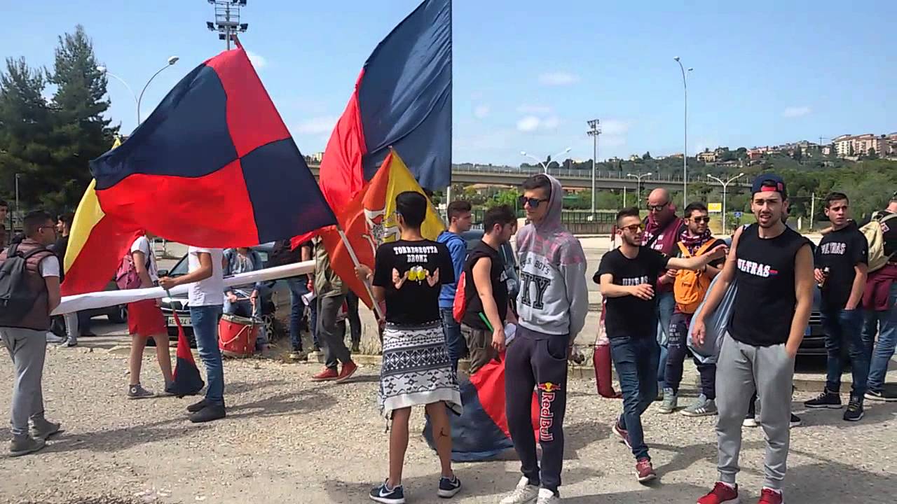 Torregrotta Caltanissetta Torregrotta in viaggio con i tifosi