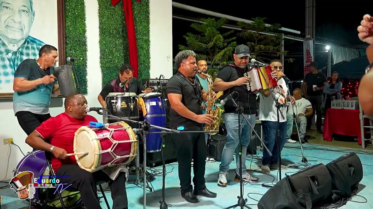 El Viernes Típico Histórico En La Enramada Chito 