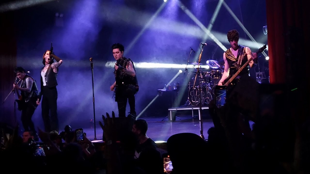 Black Veil Brides - Intro/Crimson Skies - Teatro Vorterix Argentina 23/03/2024 - 4K