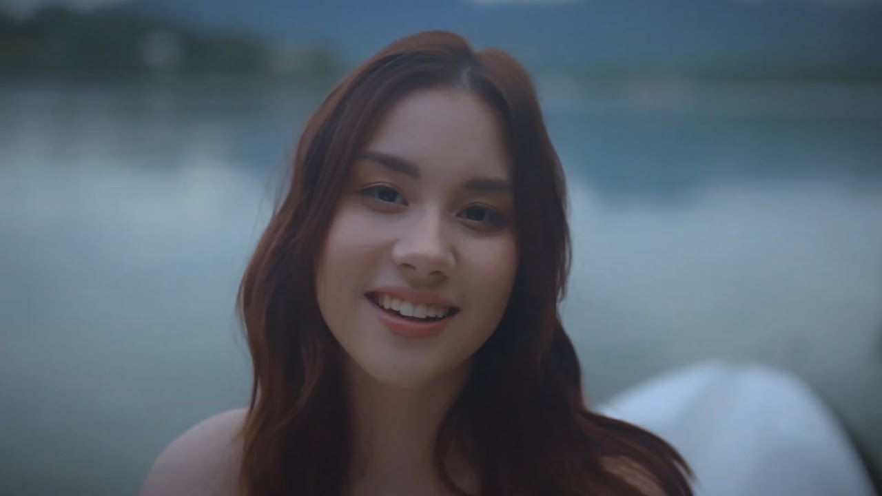 Emma Elliott - Laut Biru (Official Music Video)