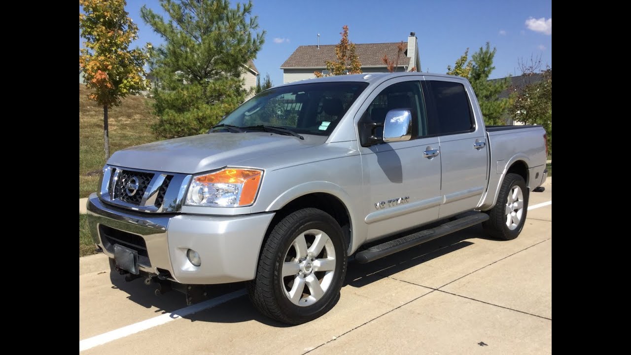 Nissan Titan 4x4 Crew Cab LE 2008 года выпуска