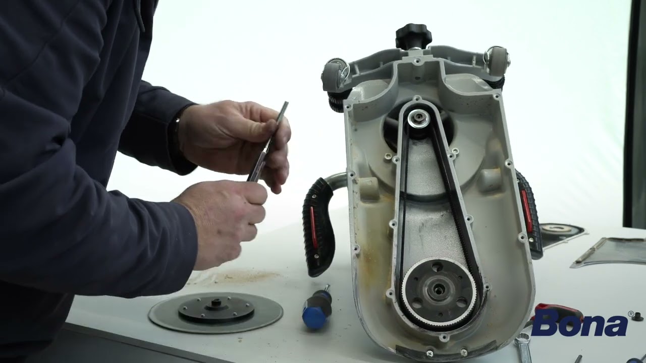 Bona Edge UX 130 mm - výměna ozubeného řemenu a řemenice