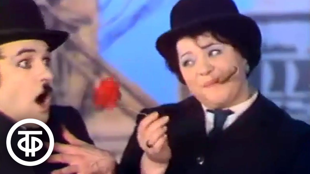 Крачковская, Моргунов, Волынцев, Манохин в сценке 