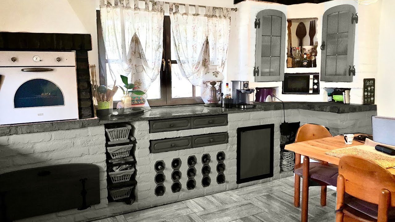 Renovarea casei. Cărămidă veche sau gri petrol?