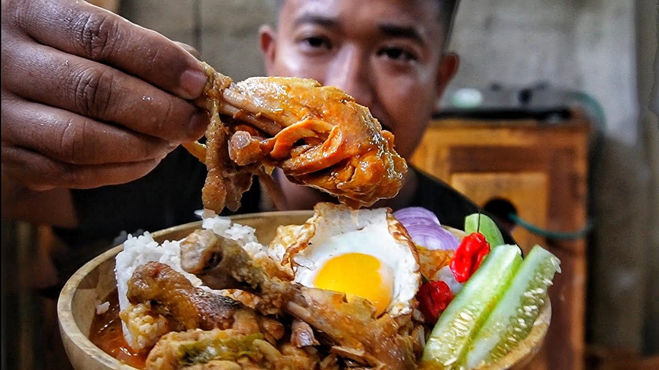 Chicken leg piece 🍗 king chilli and sunny side up