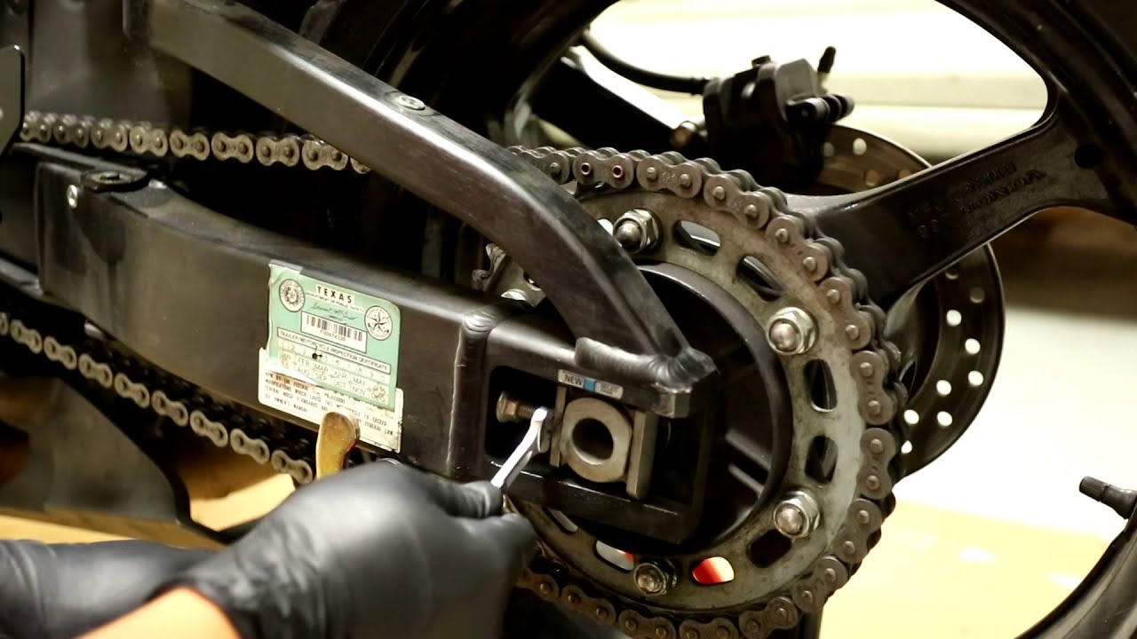 Tutorial 1: Removing Wheels 2008 CBR600RR