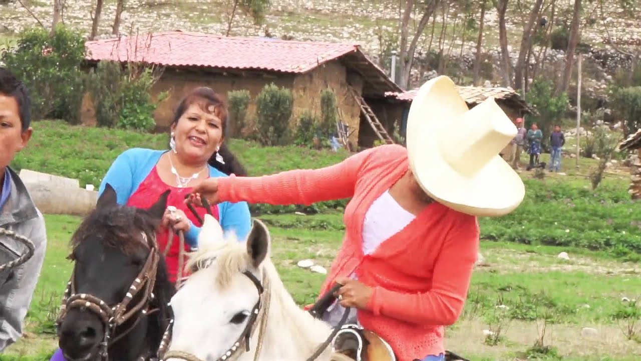FLOR DE AZUCENA - NO QUIERO SER NUERA DE NADIE