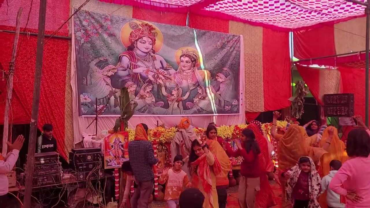नरेनीपुर में भागवत कथा का दिव्य दर्शन |भोले की परिक्रमा| सर्वेश कुमार | राजेश यादव 😀#trending#dance 