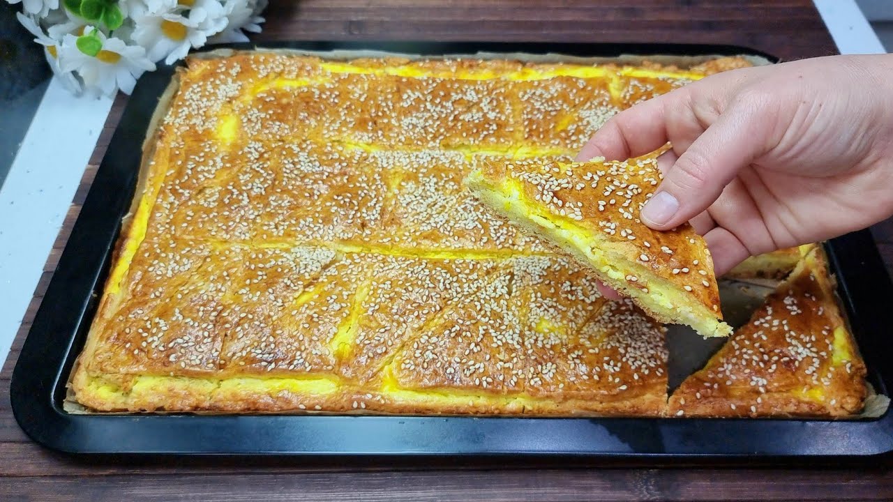 Η ΤΥΡΌΠΙΤΑ που ΛΆΤΡΕΨΑ😍Αφράτη και Εύκολη με ζύμη Κουρού💯Απίστευτα Νόστιμη Cheese Pie kourou recipe