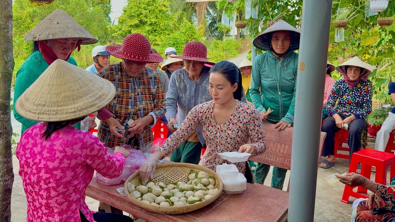 Hai Chị Em Làm Bánh Ích Trần Bán ,Bà Con Ủng Hộ Không Đủ Bán Luôn •HRUM |#116