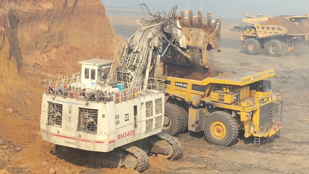 Earth Remover for Hydrolic Exveter CAT  RH340E loader //  Heavy Equipment #caterpiller #terex #cat
