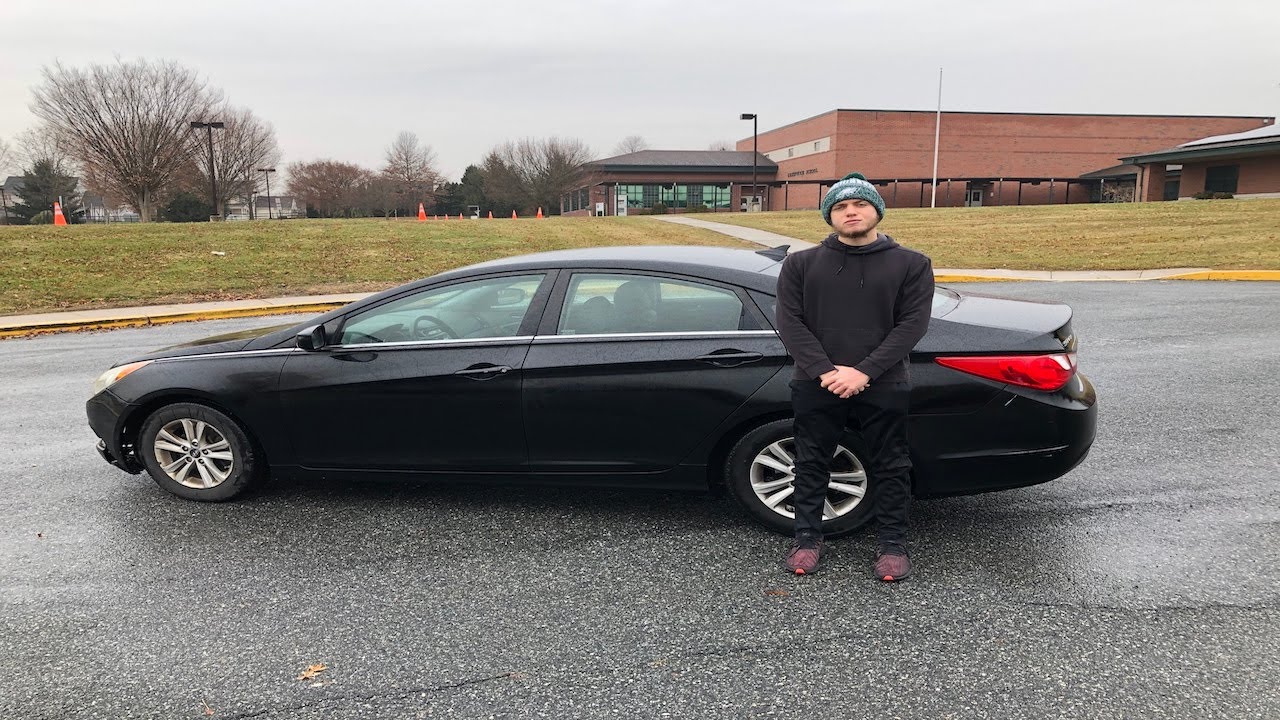 The 2011 Hyundai Sonata is a Decent Mid-Size Sedan