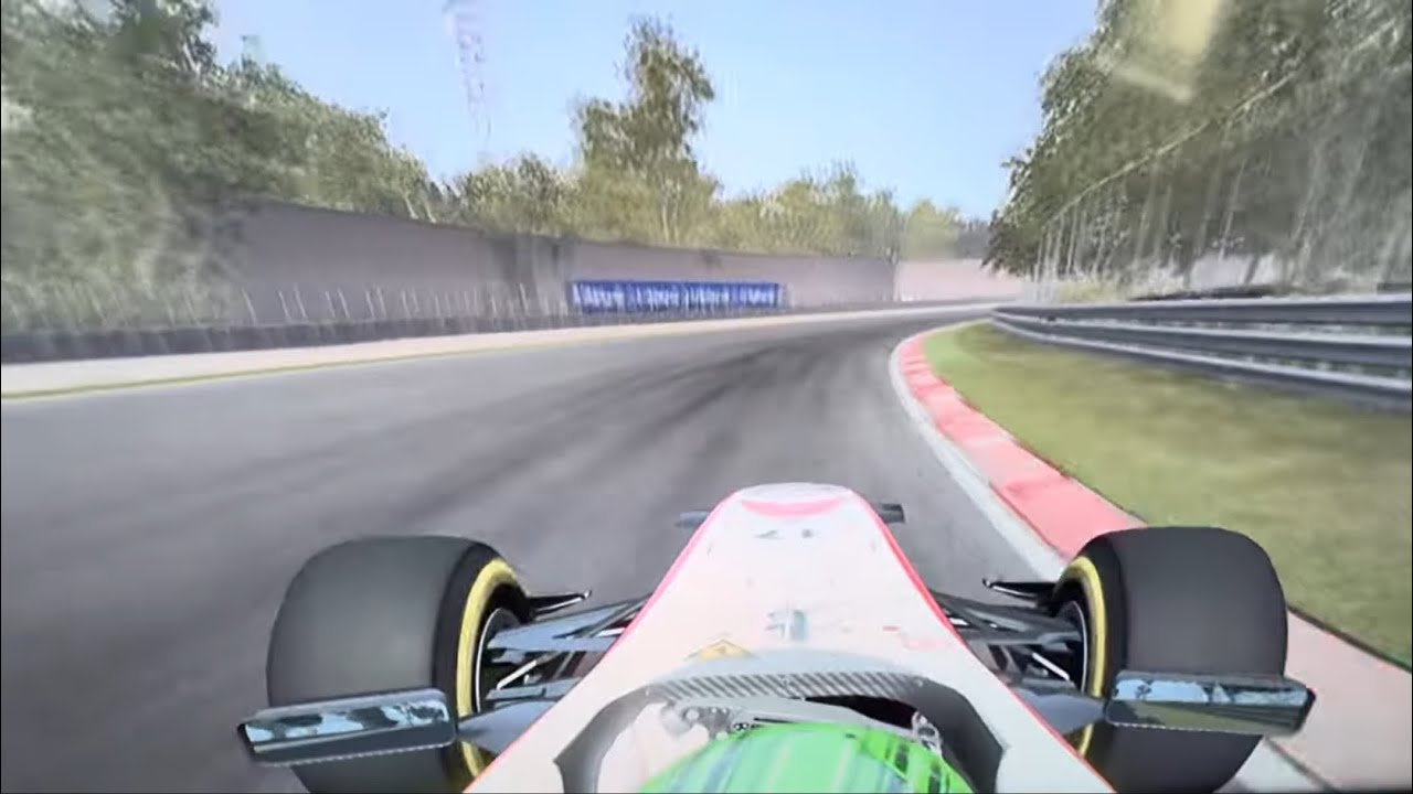 Sergio Perez wins the 2011 Italian Grand Prix with a pit lane game 