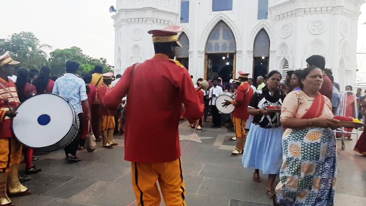 உனை தேடி வந்தோம் குறை தீருமம்மா/ Vailankanni Church 15/7/23/Karmel Matha Car Festival  Band Music 1
