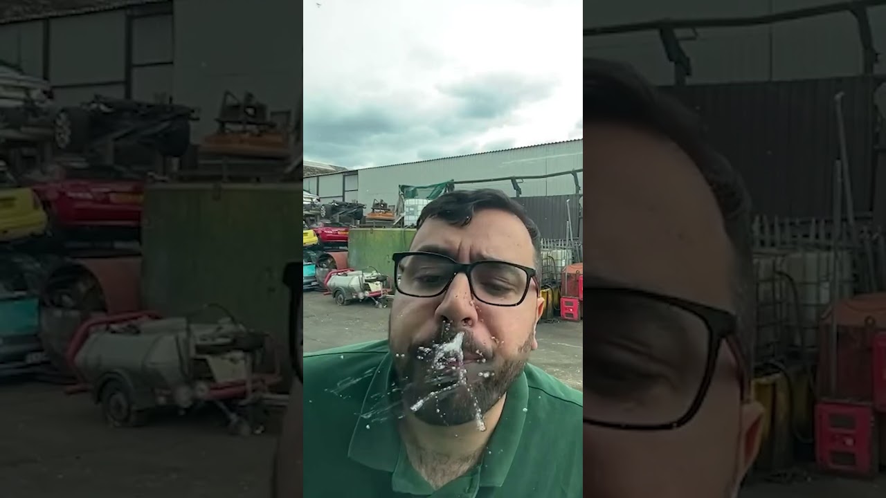 Ben Chips Mustafa Yuzudik.