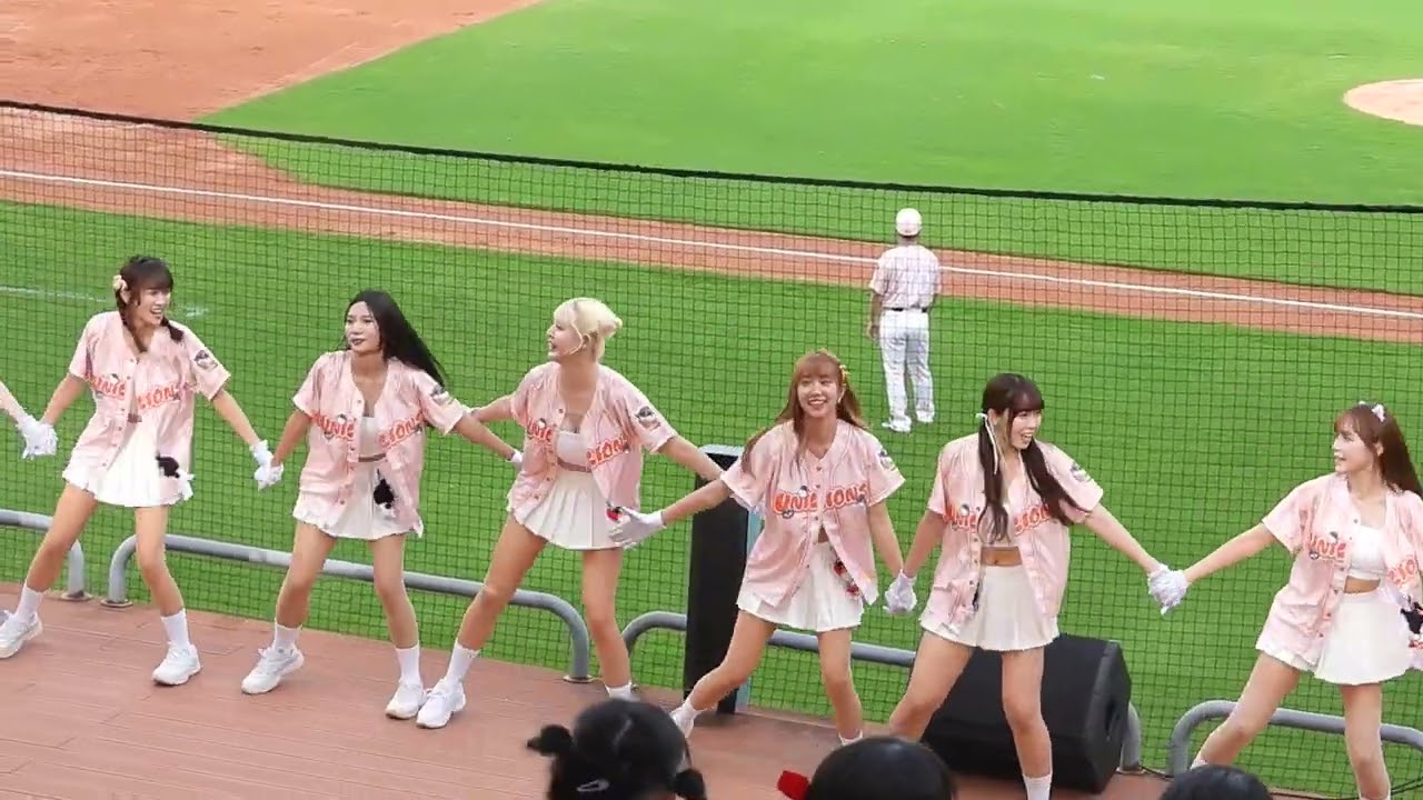 2025.7.12 SANRIO CHARACTERS X UNILIONS 三麗鷗主題日 1下 安可右外野三分砲