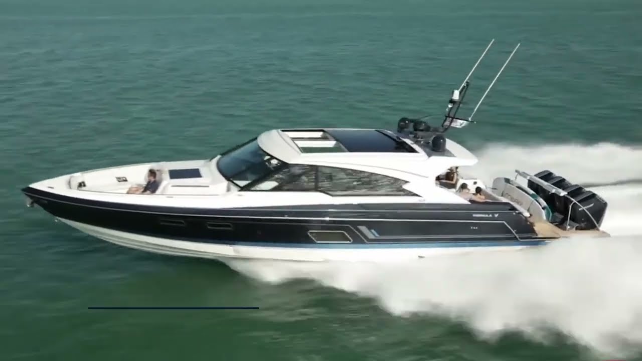 Formula 500 Super Sport Crossover Walkthrough | 2024 Palm Beach International Boat Show