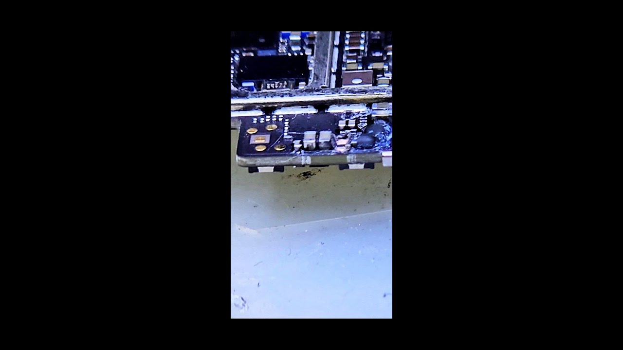 Ремнот Iphone 7 после воды, короткое замыкание, КЗ