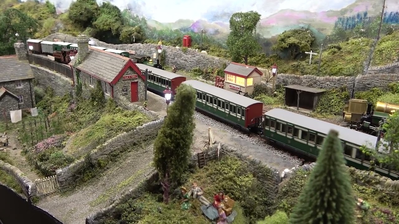 'Tan-Y-Coed' OO9 Gauge Model Railway