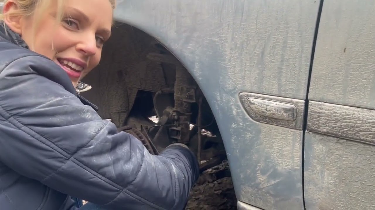 Byter vänster styrled på volvo v70 (2001)