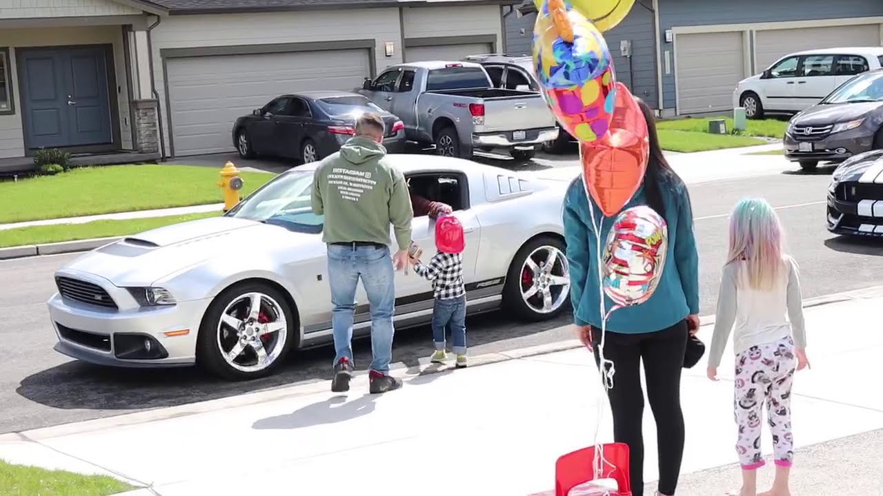 Amazing Birthday Drive By 200+ cars
