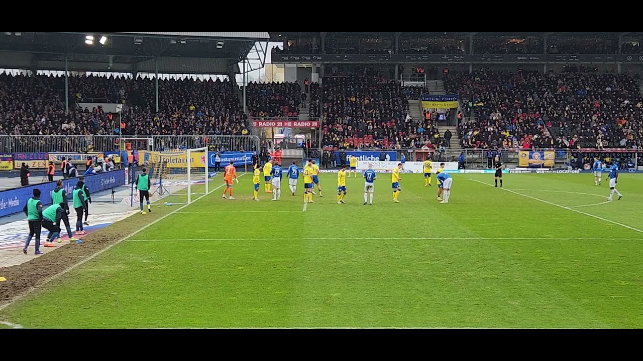 Darmstadt 98 Tor zum Ausgleisch gegen Eintracht Braunschweig von Maglica