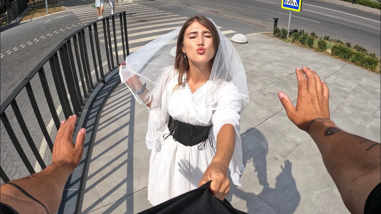 КРАСИВАЯ ДЕВУШКА ХОЧЕТ, ЧТОБЫ Я ЖЕНИЛСЯ НА НЕЁ (Parkour POV, Love Best) @Celpan