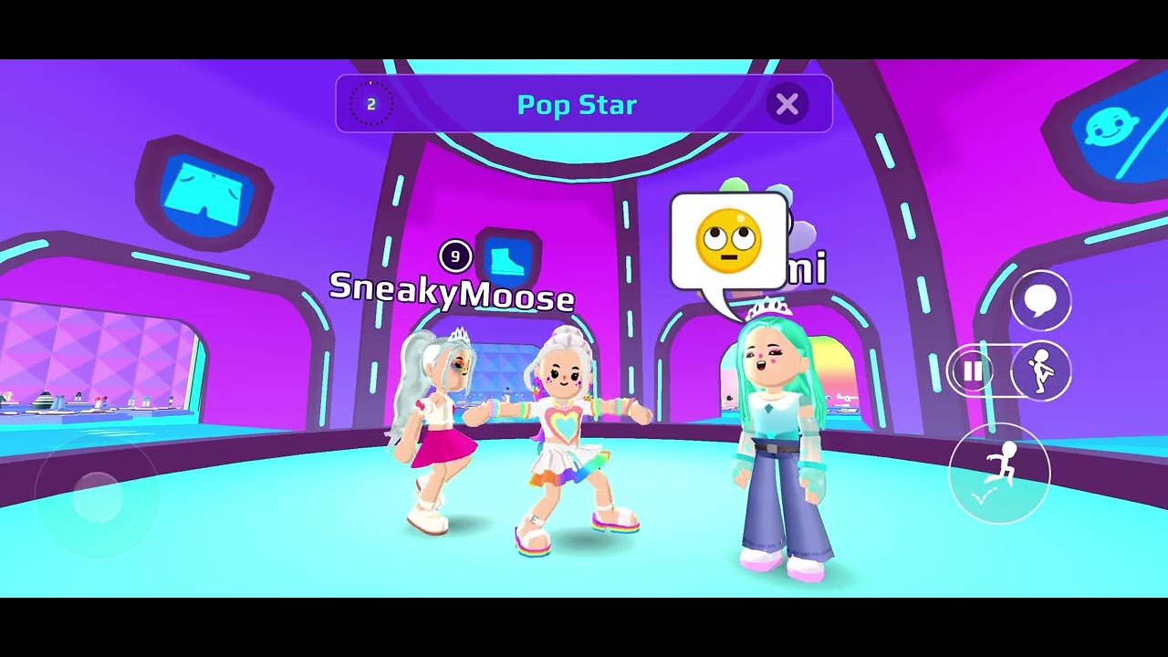 Burda ben PKXD oynayarak fashion star oynuyorum 