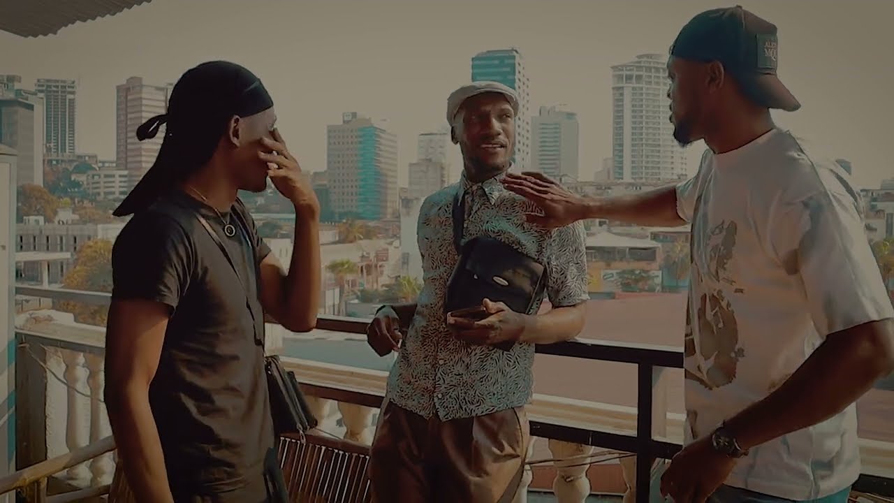LEONARDO FREEZY X MC CABINDA - ALGUMA COISA ( VÍDEO OFICIAL )