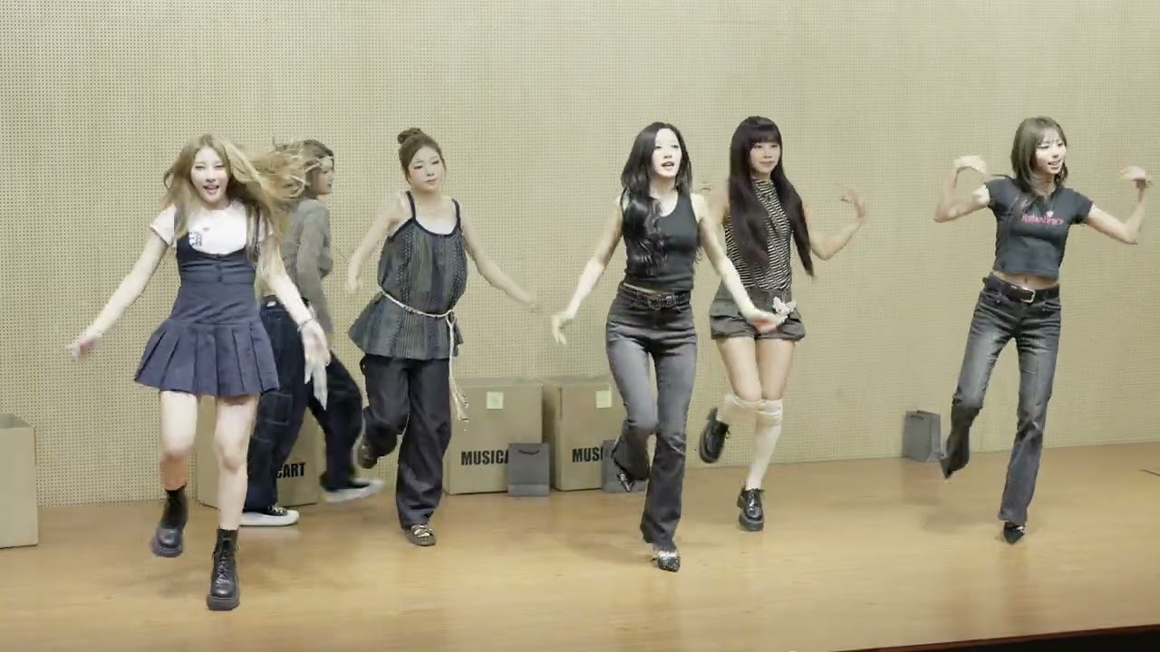 PURPLE KISS(퍼플키스) 정효아트홀 205-07-31 19:30 팬사인회 'DOREDI' 직캠(Fancam)