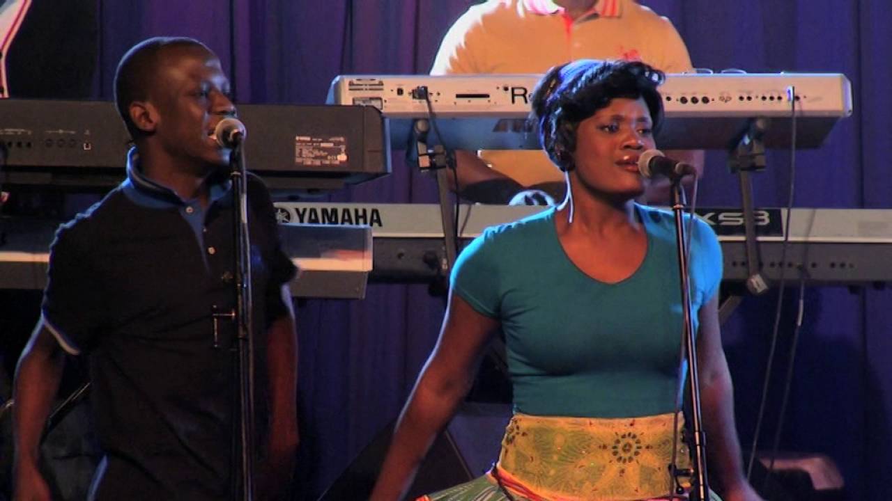 Worship House feat. Shemaih Makota - Tarira Uone  (Live) (OFFICIAL VIDEO)