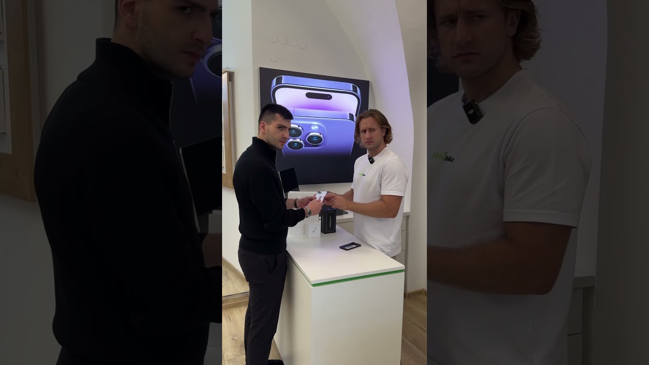 A prod&aacute;v&aacute;te iPhony?