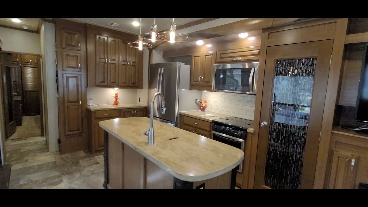 SOLD SOLD CHAMPION SPANISH MAIN TOUR 12112 Jose Gaspar Thonotosassa 813-230-1200 championmobilehome