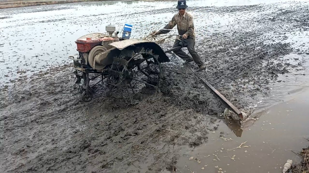 cách trạc đất của a tèn hen kubota