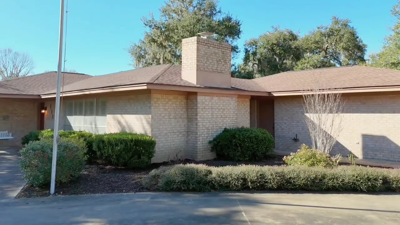 102 Paradise Valley Drive, West Columbia, Texas 77486 (Drone Videography)