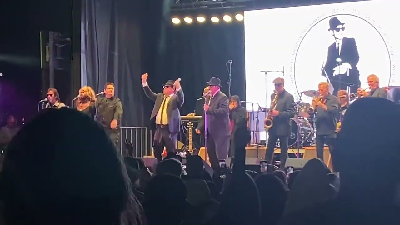 Intro and 1st song 