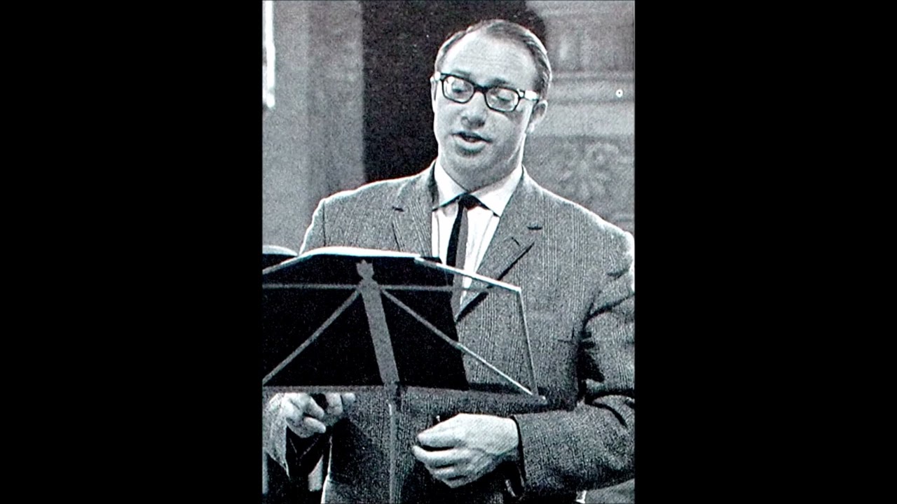 Max van Egmond sings 