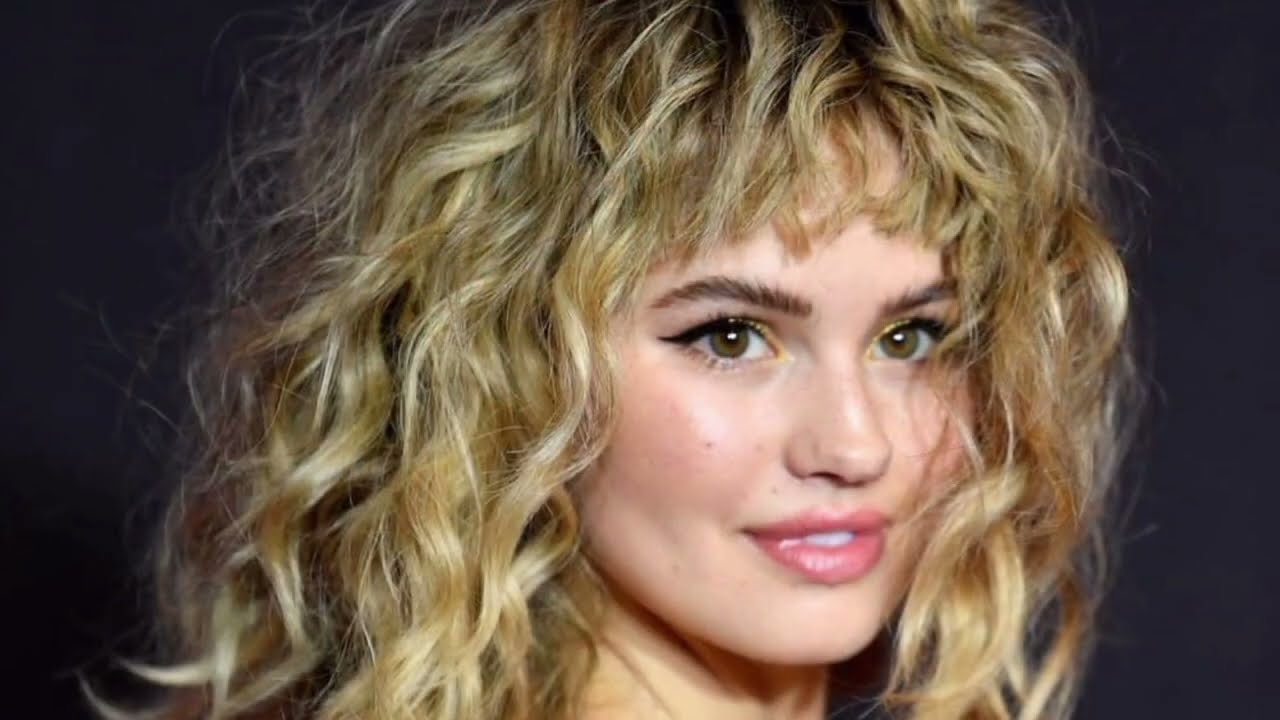 Debby Ryan -  Bio, Wiki, Facts, Age, Height, Weight, Measurement, Photos; Instagram star