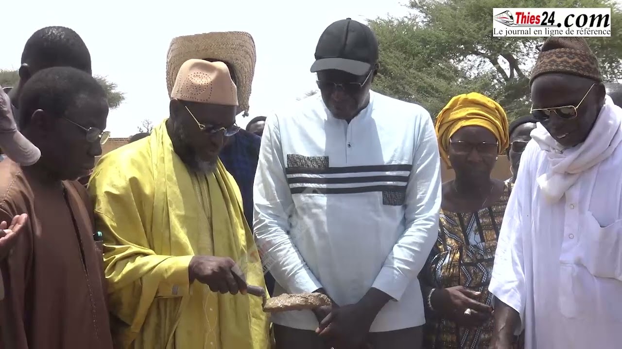Lancement travaux stade municipal Mékhé village avec Cheikh Sall Maire Méouane