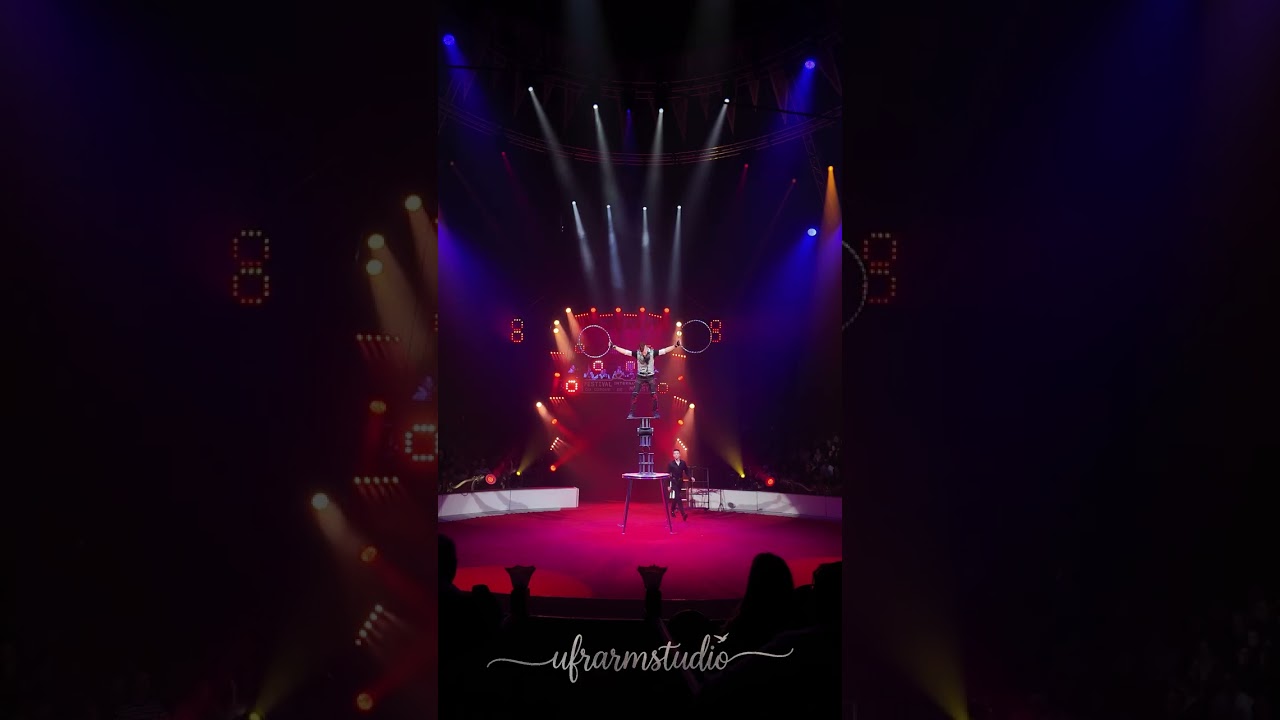 CIRCUS  Kaya Janeček – Rola Rola –