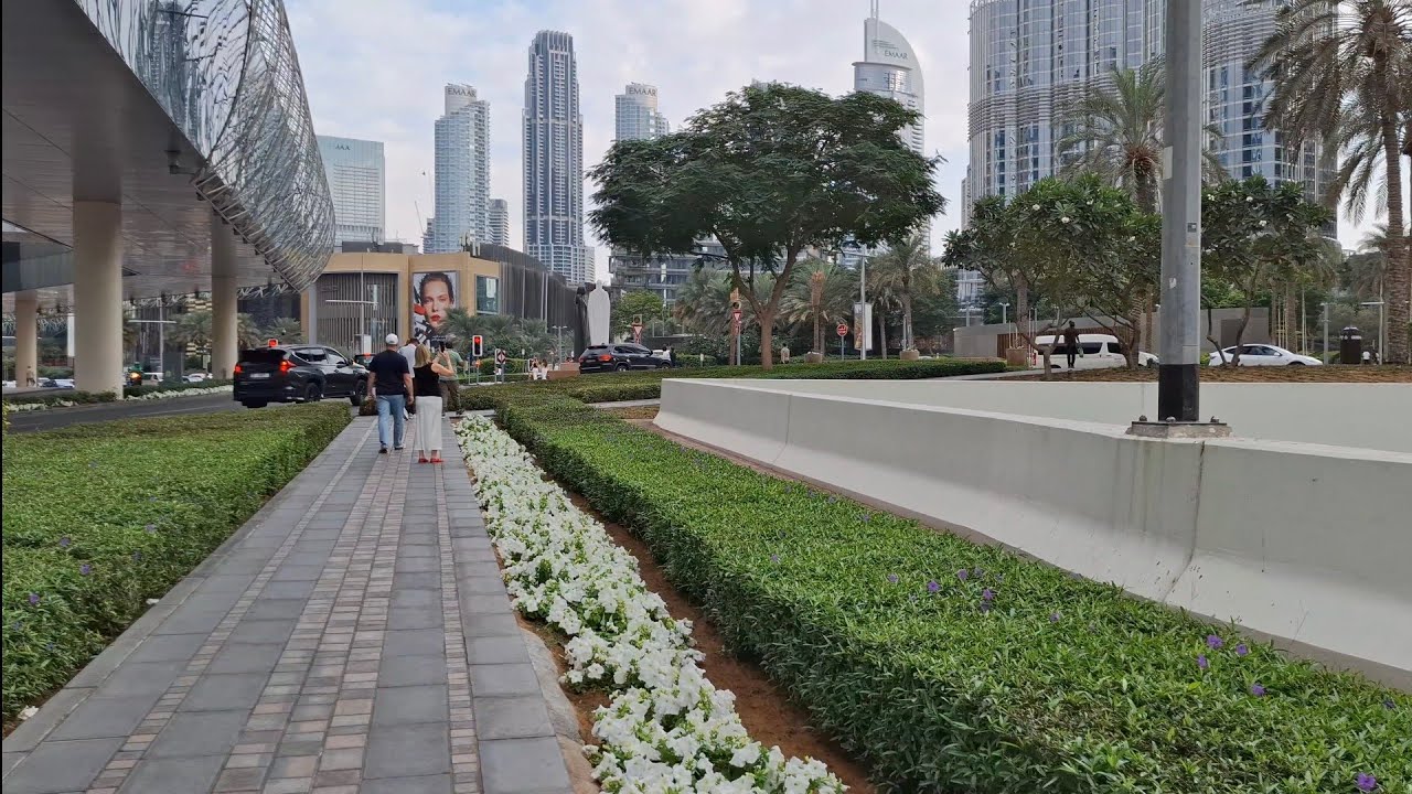 Walking Around Downtown Dubai | Burj Khalifa Area😍👍