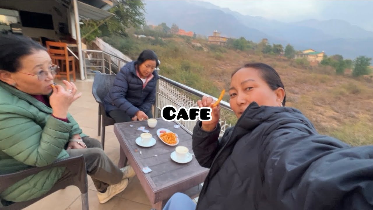 Kora with friends # Cafe ☕️ 