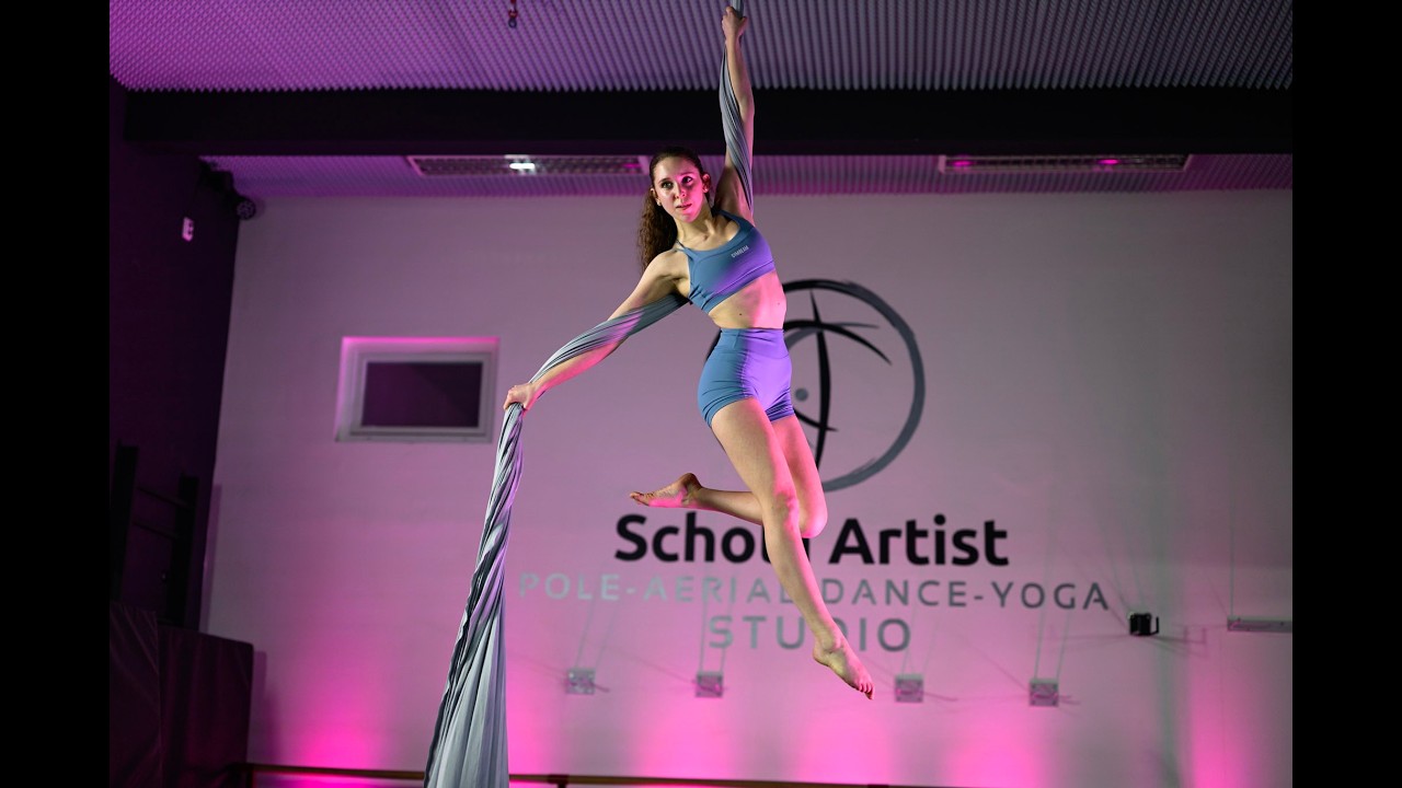 Večírek Scholy Artist - Aerial Silks s Terezou Michajlovou - Klára sólo